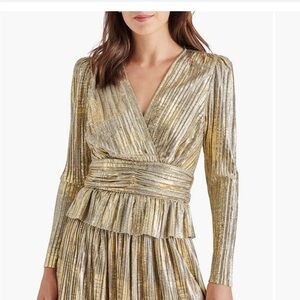 Steve Madden Metallic Gold Top
